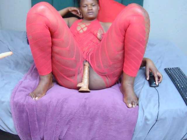 Africancurves22 live cam on BongaCams