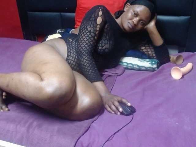 Africancurves22
