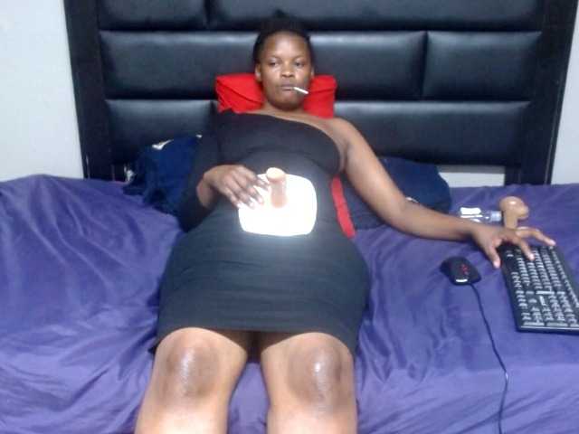Africancurves22