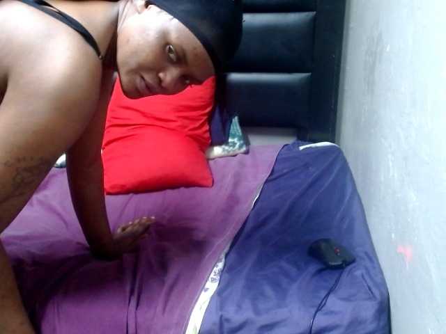 Africancurves22