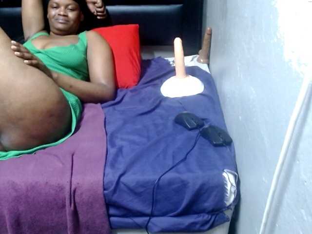 Africancurves22