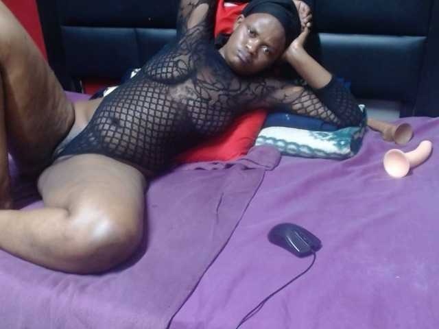 Africancurves22