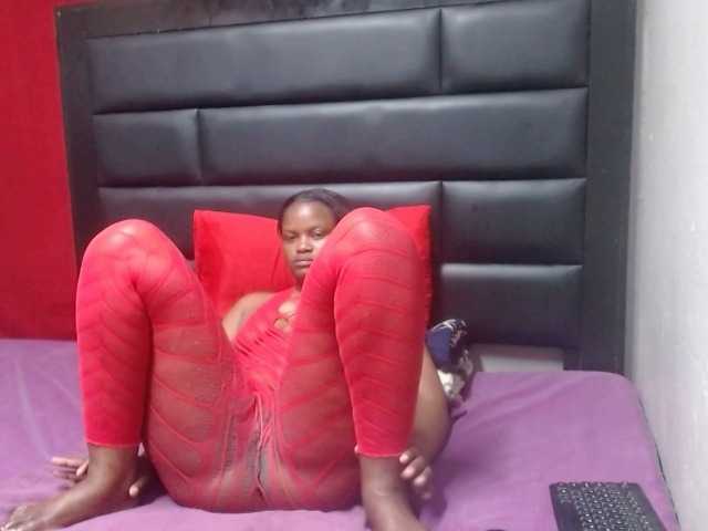 Africancurves22 live cam on BongaCams