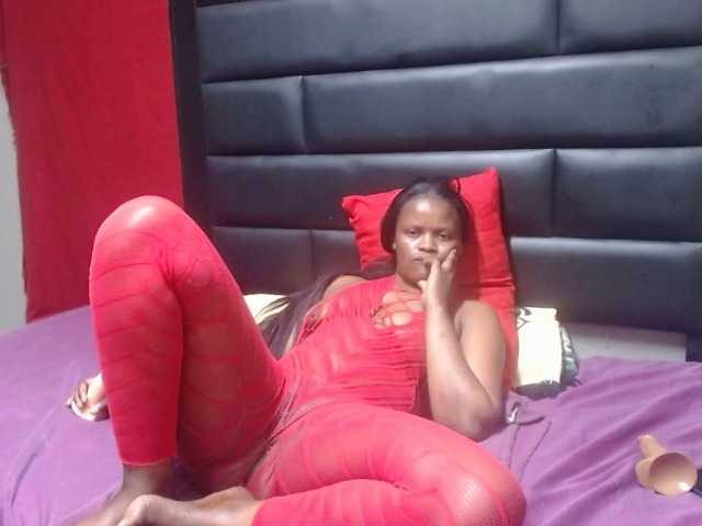 Africancurves22 live cam on BongaCams