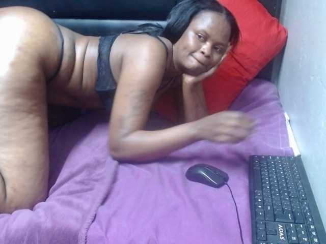Africancurves22