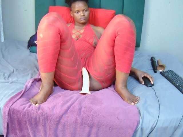 Africancurves22 live cam on BongaCams