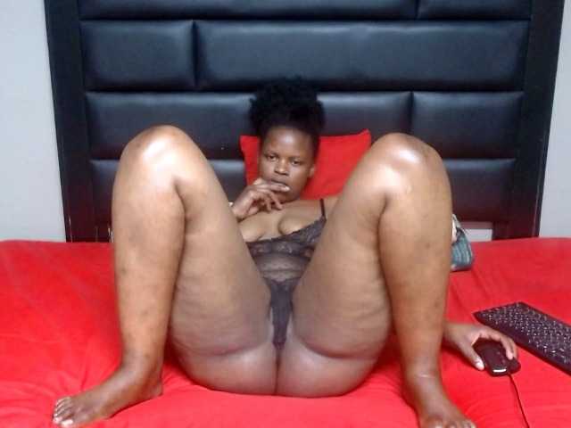 Africancurves22