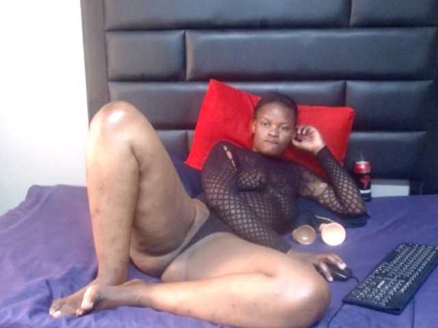 Africancurves22