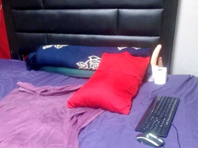 Africancurves22, live now on BongaCams