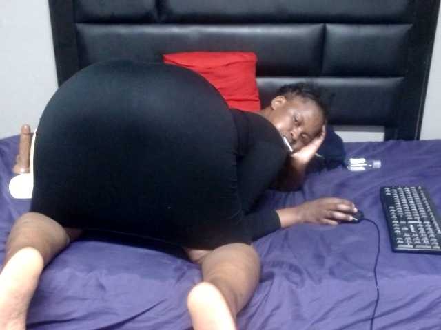 Africancurves22