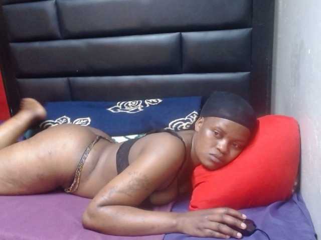 Africancurves22