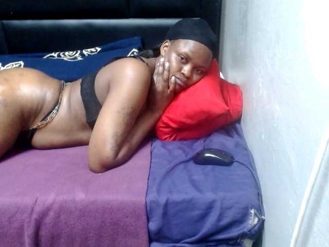 Africancurves22