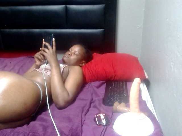 Africancurves22