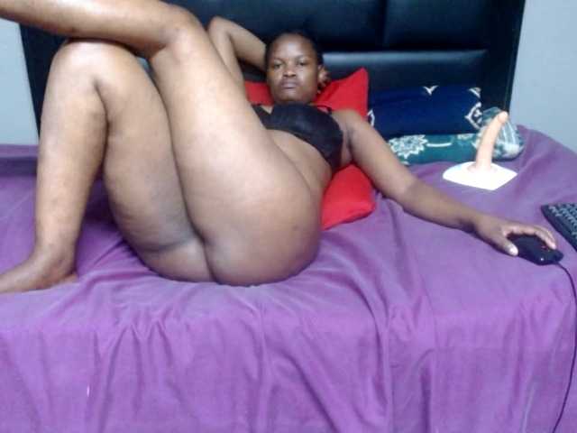 Africancurves22