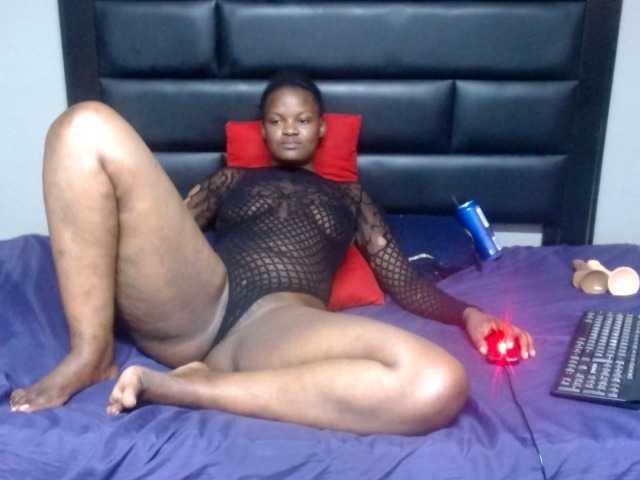 Africancurves22
