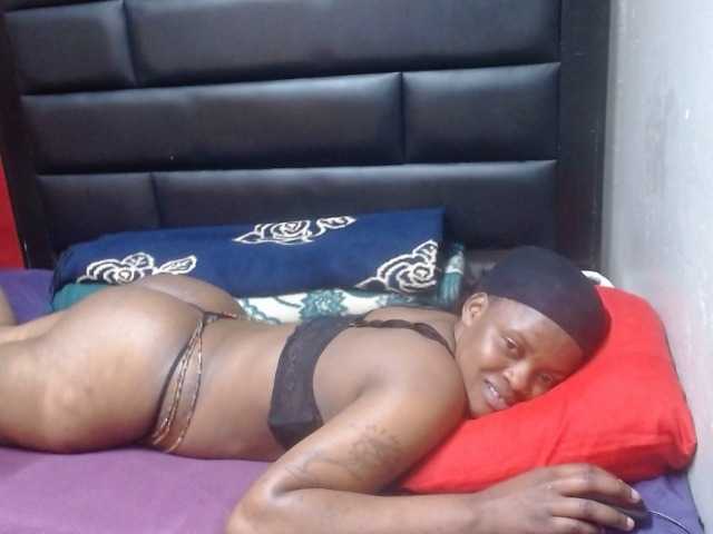 Africancurves22