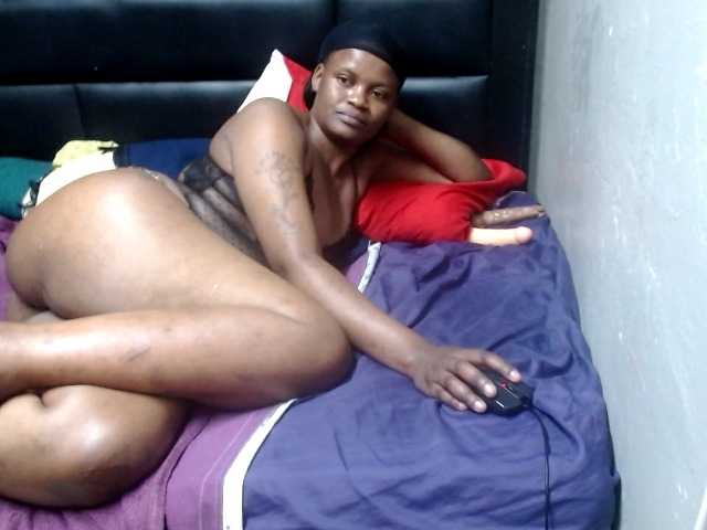 Africancurves22