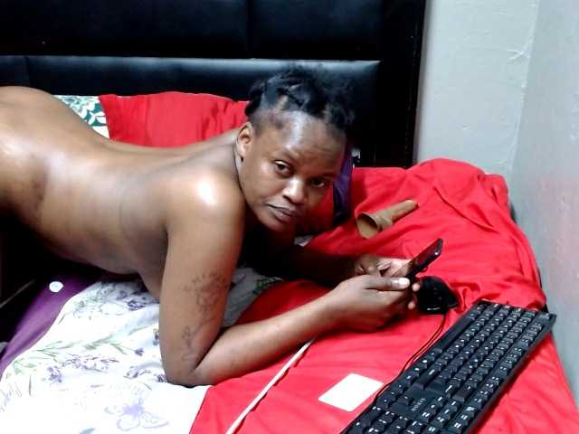 Africancurves22