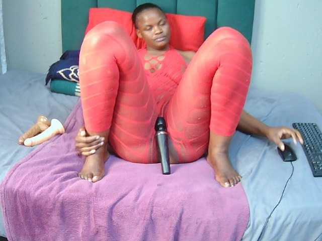 Africancurves22