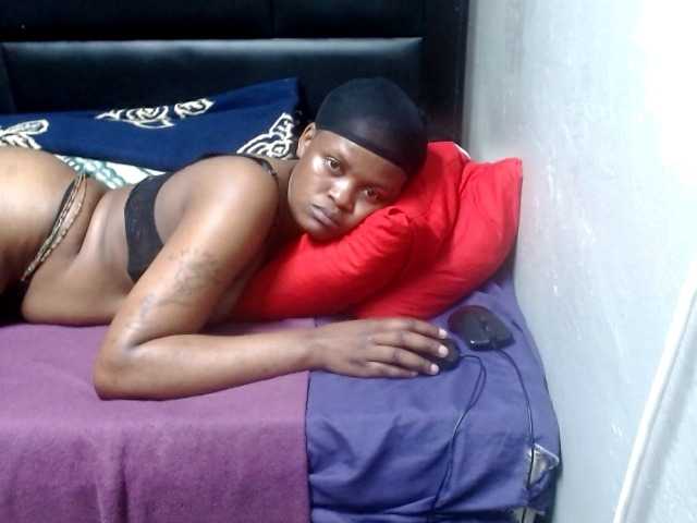 Africancurves22