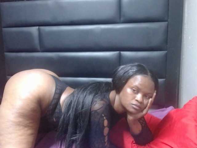 Africancurves22