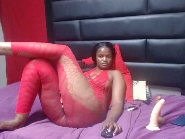 Africancurves22 live cam on BongaCams