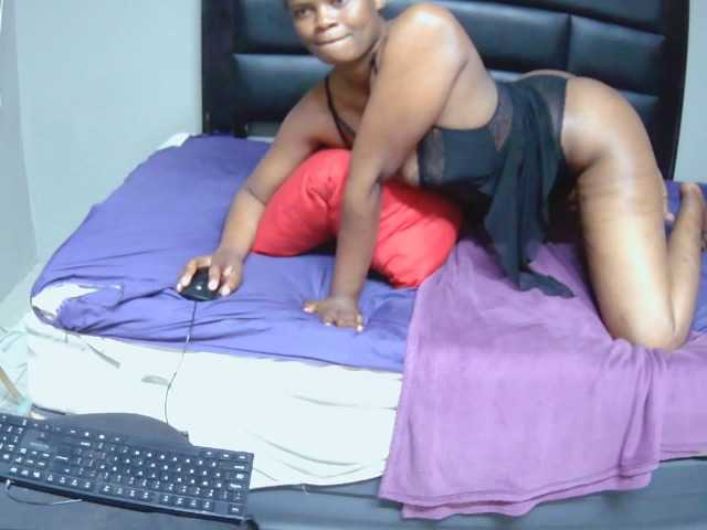Africancurves22