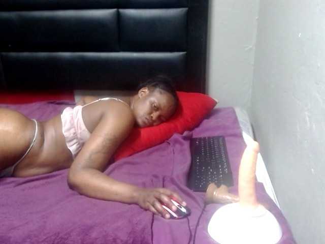 Africancurves22