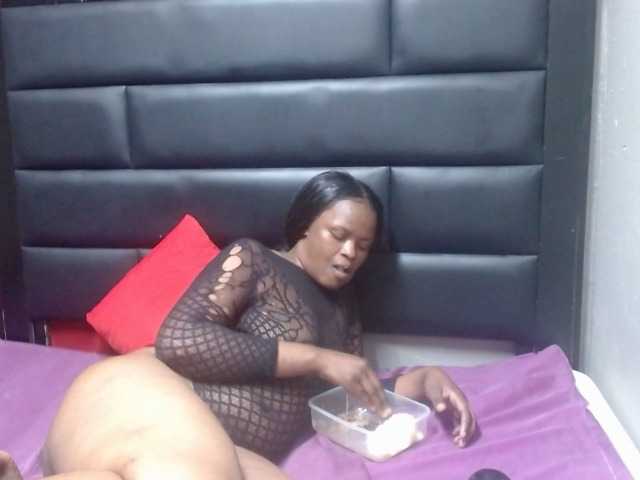 Africancurves22