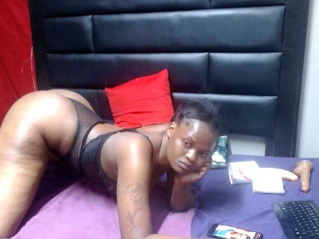Africancurves22, en directo ahora en BongaCams