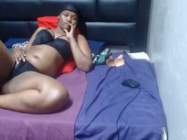 Africancurves22