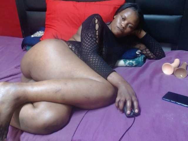 Africancurves22