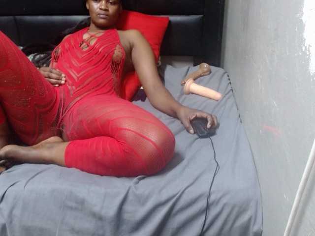 Africancurves22 live cam preview