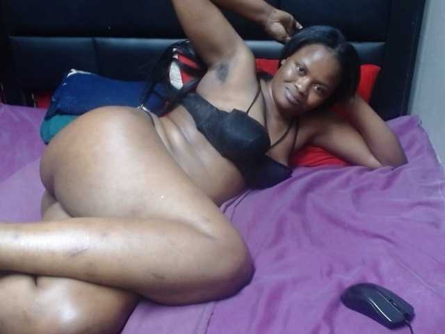 Africancurves22