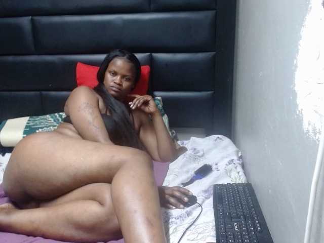Africancurves22