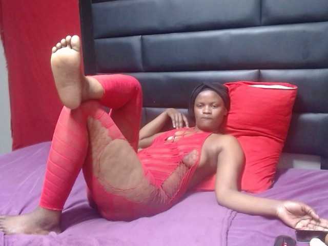 Africancurves22 live cam on BongaCams