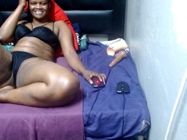 Africancurves22