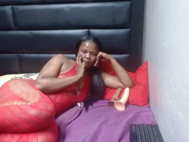 Africancurves22 live cam on BongaCams