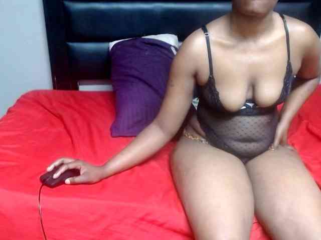 Africancurves22 webcam
