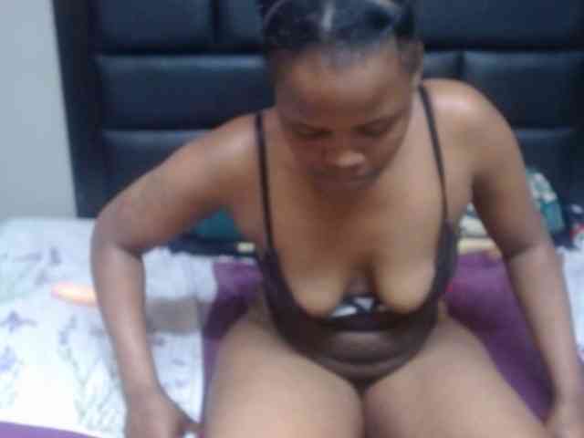Africancurves22 webcam