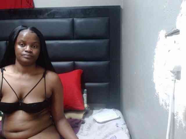 Africancurves22