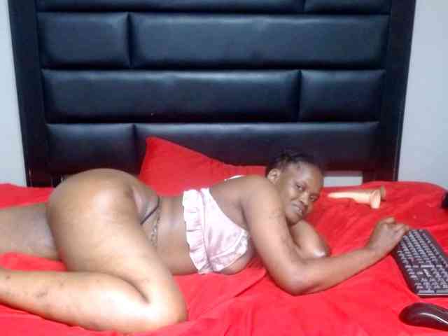 Africancurves22