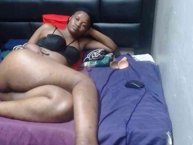 Africancurves22 webcam