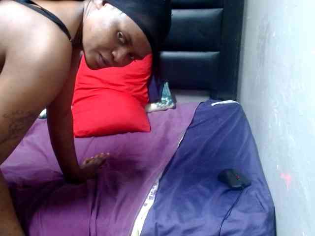 Africancurves22