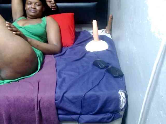 Africancurves22
