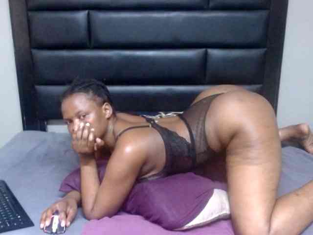 Africancurves22
