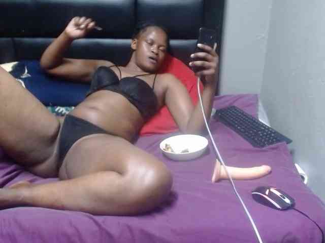 Africancurves22