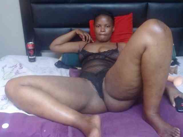 Africancurves22