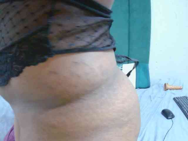 Africancurves22 webcam