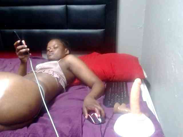 Africancurves22
